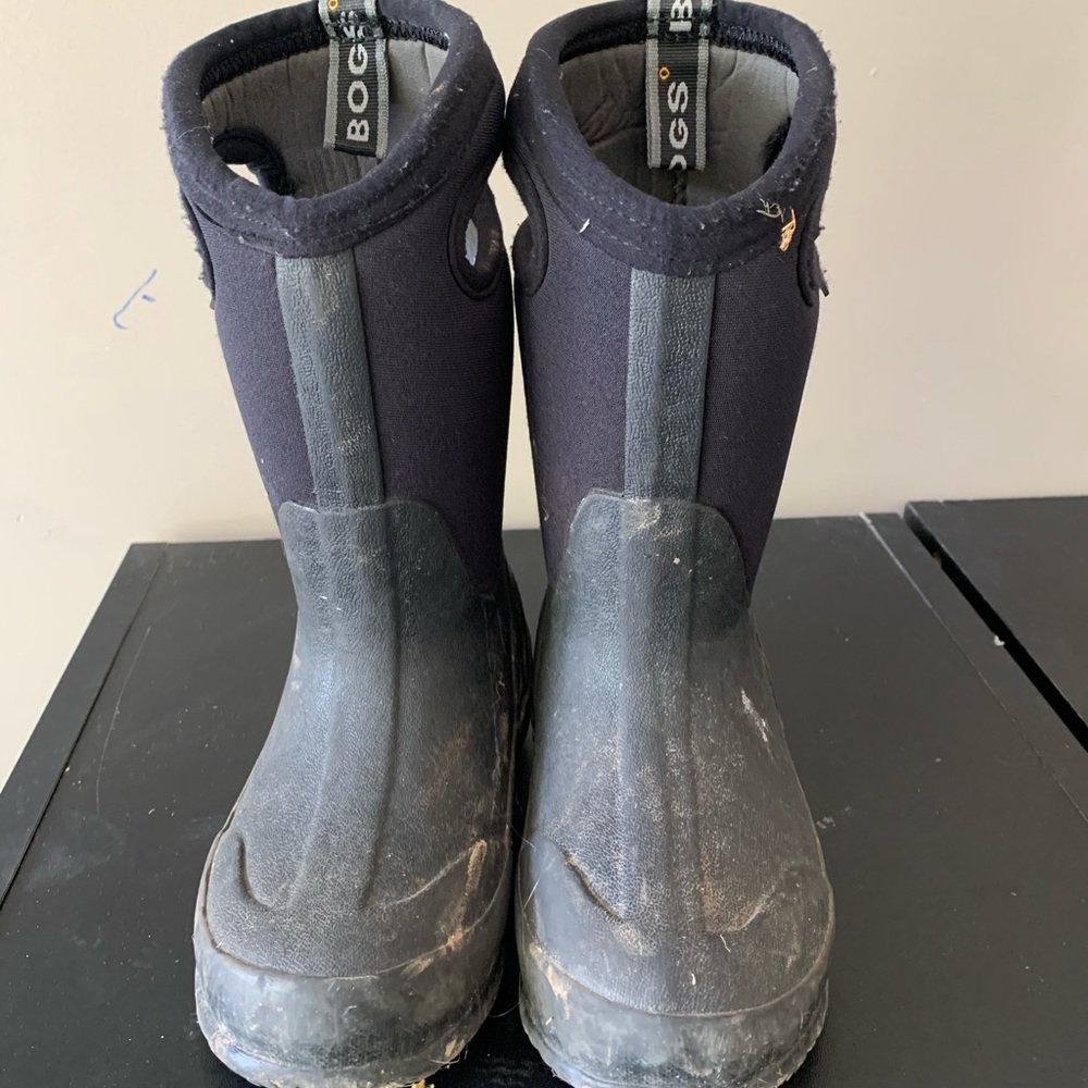 Bog Bogs boots size 10 black